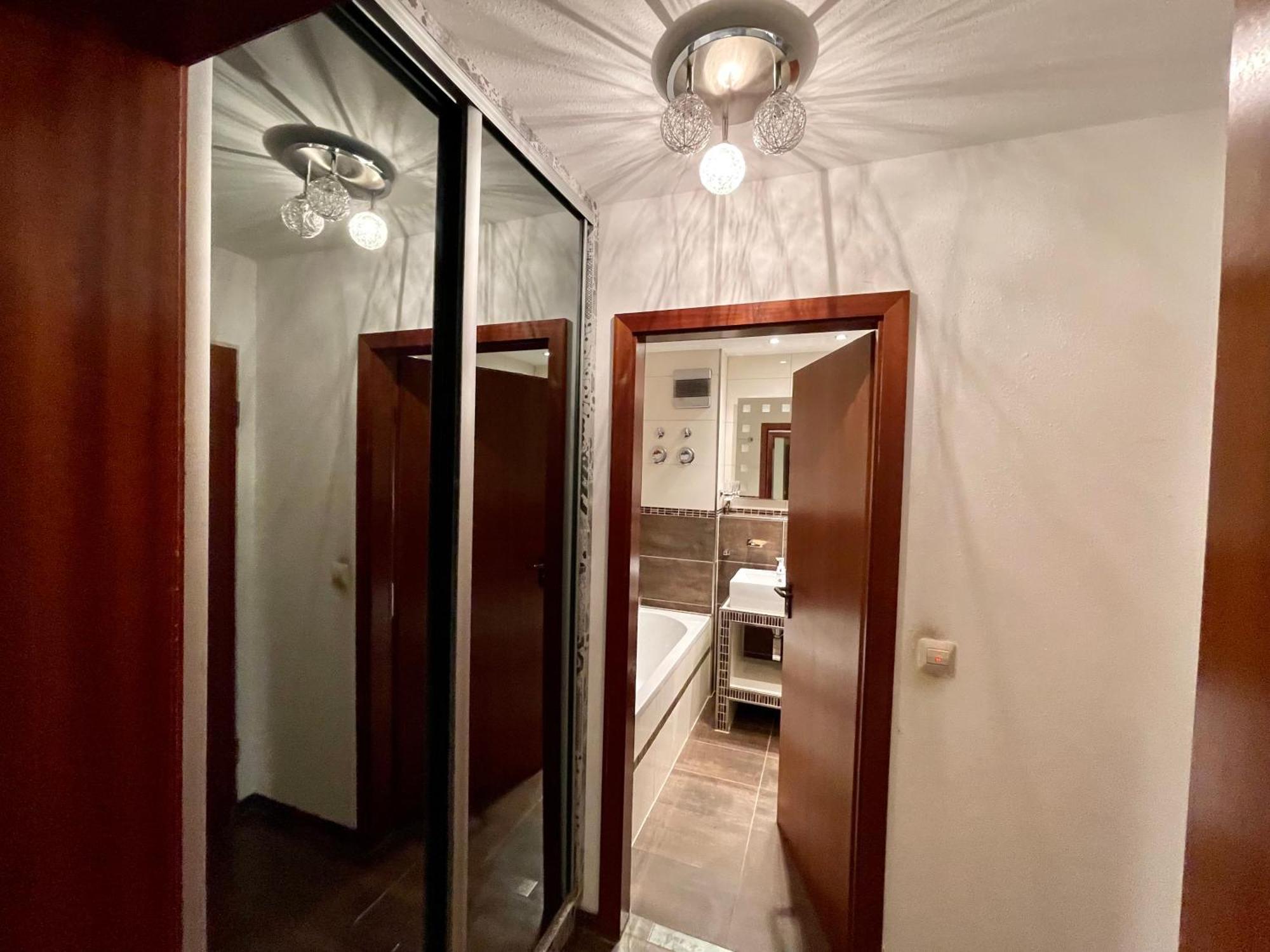 Apartment Wunderschoenes 2 Zentrum Goldstadt