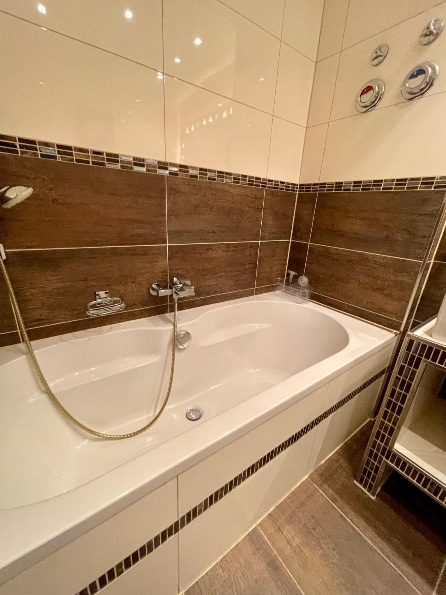 Wunderschoenes 2 Zentrum Goldstadt Apartment Pforzheim